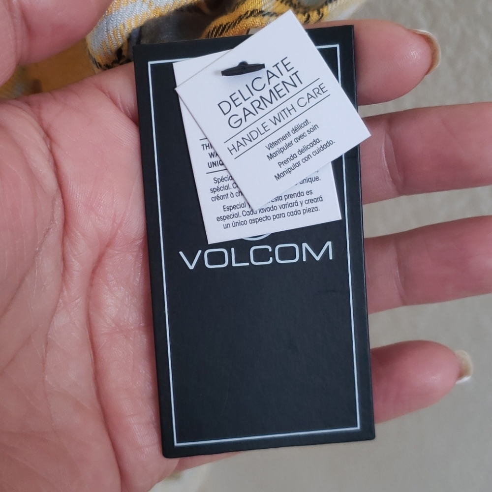 Volcom dress - Picture 3 of 6